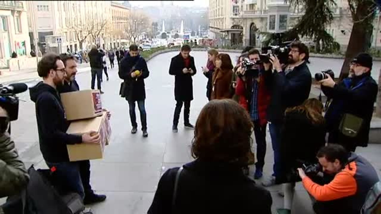 Los buques humanitarios piden en el Congreso que les dejen zarpar