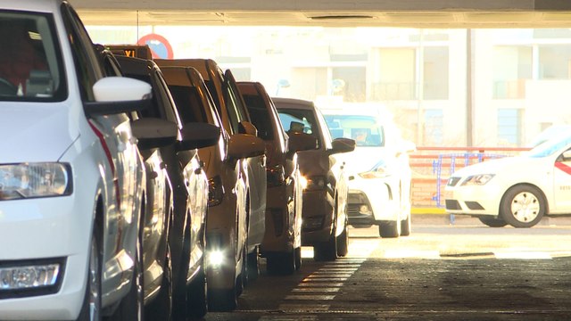 Los taxistas vuelven a trabajar tras 16 días de huelga