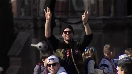 Los Patriots celebran en Boston su sexto título de la NFL