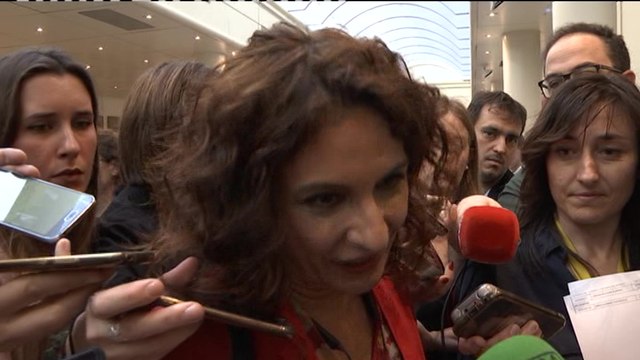 Montero ofrece a independentistas negociar los PGE