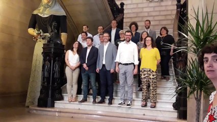 El alcalde de Palma y los miembros del equipo de gobierno se toman una fotografía de familia