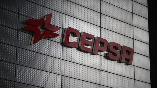 Cepsa retrasa su salida a Bolsa por la incertidumbre en los mercados