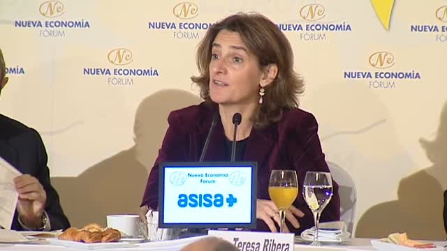 Teresa Ribera: No hay una diferencia que justifique el trato desigual entre el diésel y la gasolina