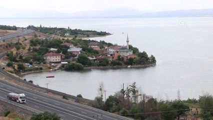 Doğu'daki şirin köy konuklarını bekliyor (1) - ELAZIĞ