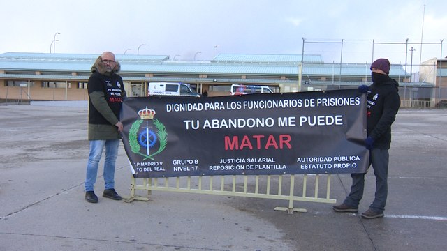 Funcionarios de Prisiones se manifiestan en Soto del Real