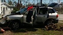 Los vecinos de Mexico Beach en Florida evalúan los daños causados por el huracán Michael