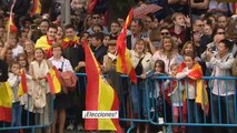 Desfile de la Fiesta Nacional pasado por agua y con abucheos e insultos al presidente Sánchez