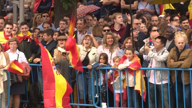Abucheos a Sánchez en su primer desfile del 12 de octubre