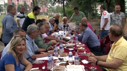 Depreme dayanıksız diye yıkılan 13 okulun bir an önce yapılması isteniyor