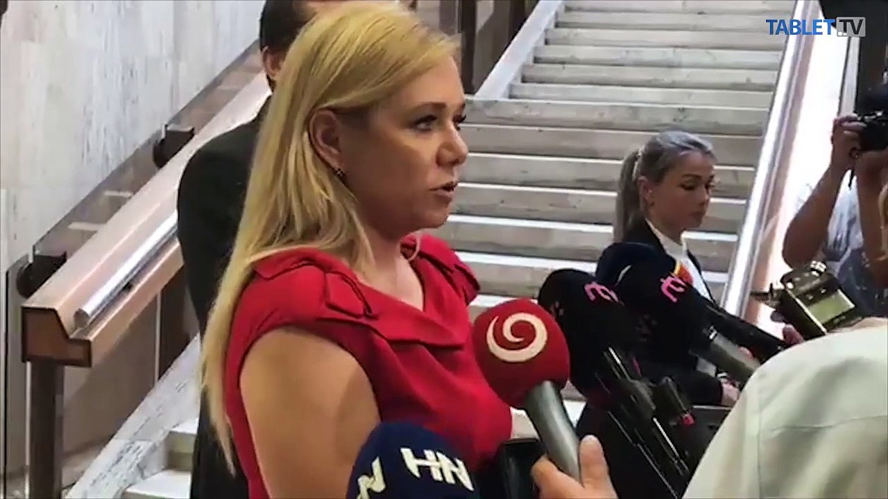 ZÁZNAM: Brífing ministerky vnútra D. Sakovej