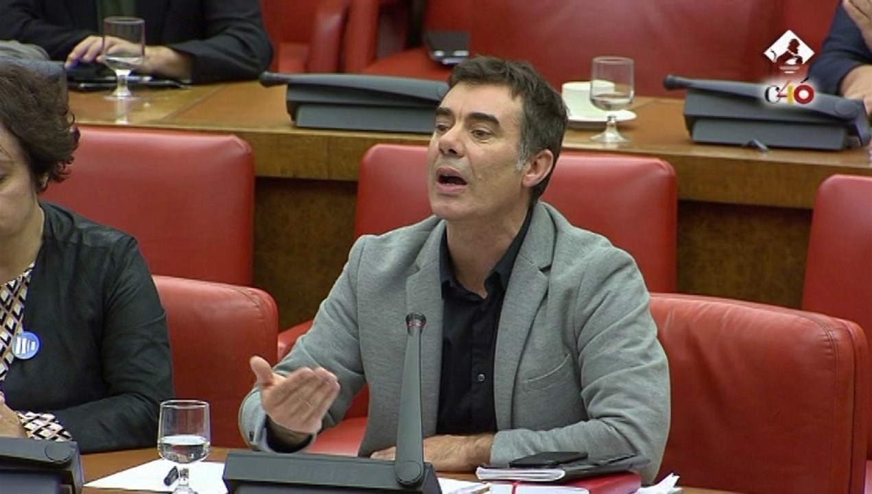 UP: "Para ser víctima de un chantaje hace falta algo con lo que chantajear"