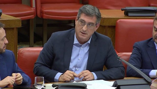 Cs: Se trata de que tengamos una ministra que no pueda ser chantajeada