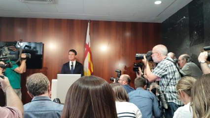 Primera rueda de prensa de Valls en el Ayuntamiento