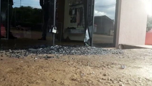 Bandidos tentam furtar produtos em loja na Rua Itália