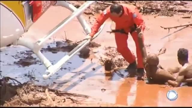 Nueve muertos y 300 desaparecidos en Brasil al romperse un dique minero