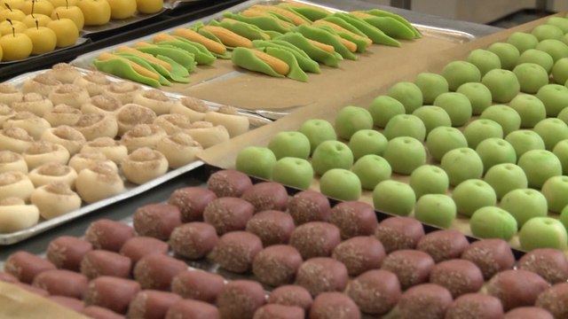 Valencia celebra el Día de los Enamorados con la 'Mocadorà'