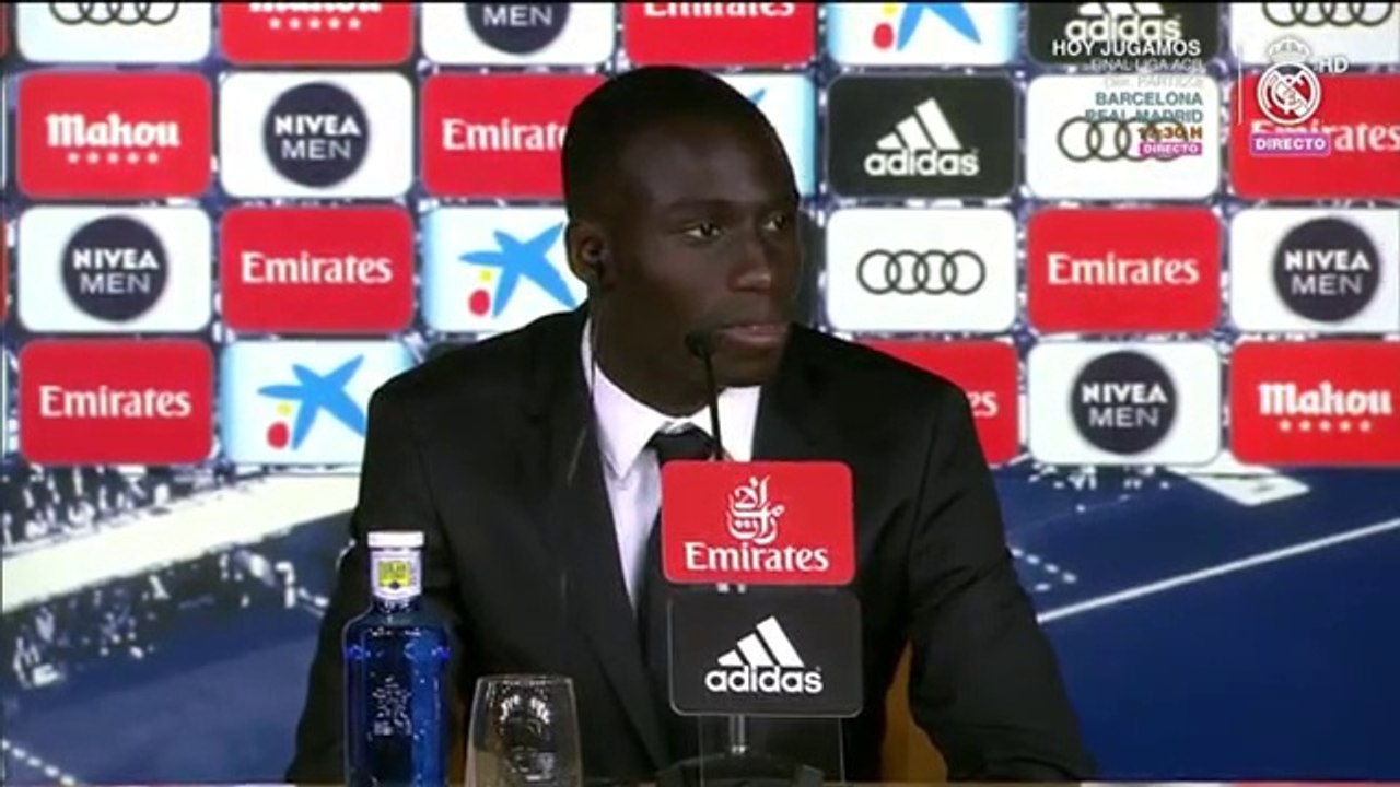 Ferland Mendy: "Marcelo y yo aún no nos hemos visto sin camiseta"