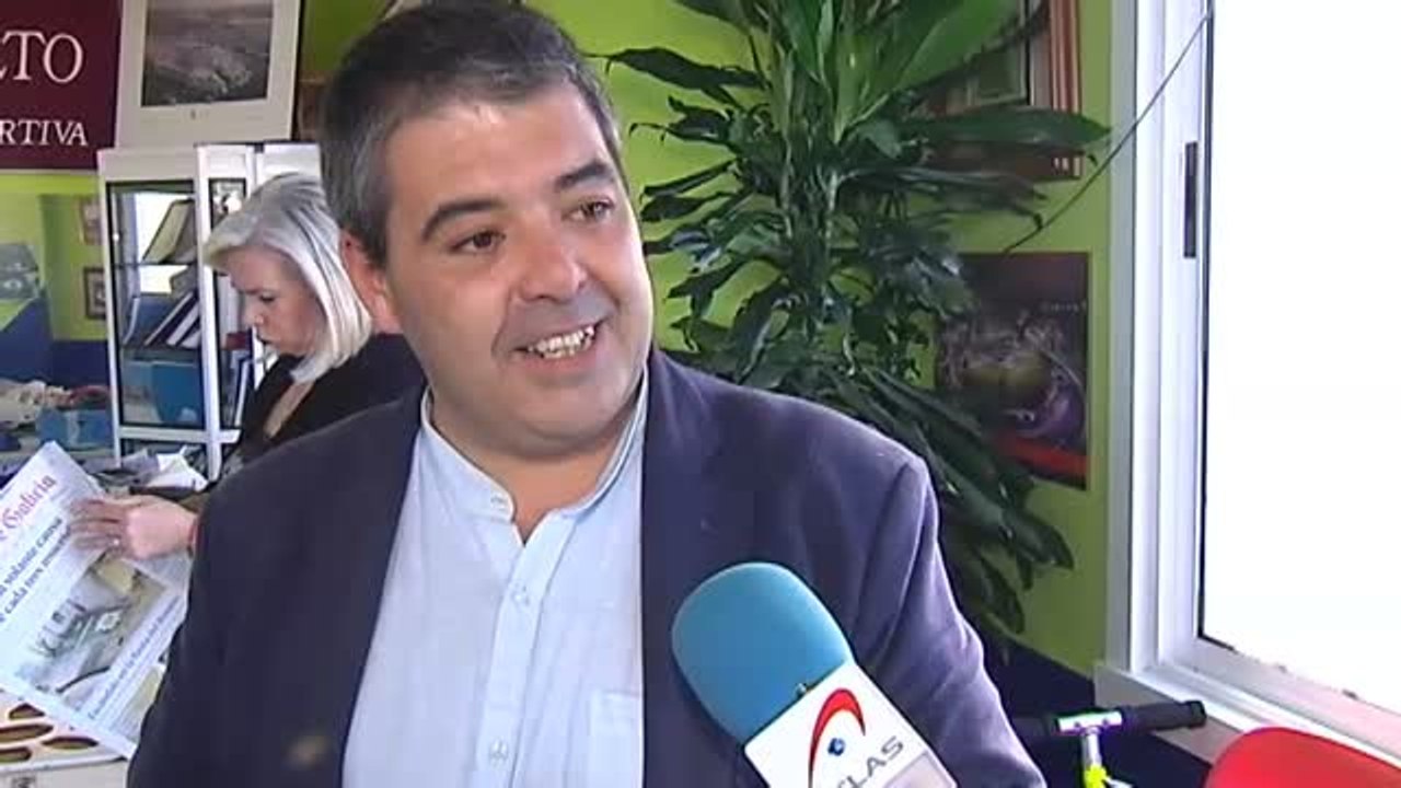 Indignación en A Coruña por la retirada de una ofrenda floral apenas cinco horas después de su colocación