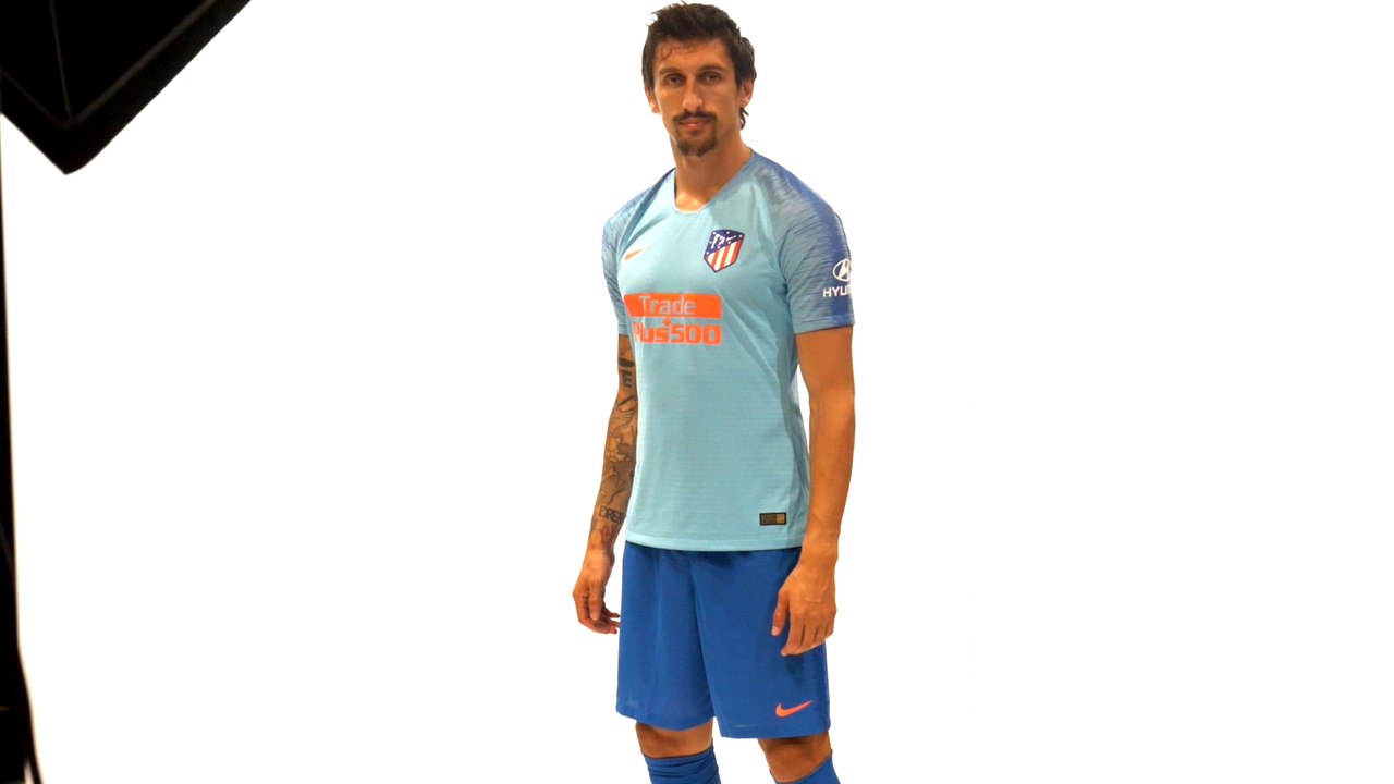 Atlético de Madrid presenta su segunda equipación