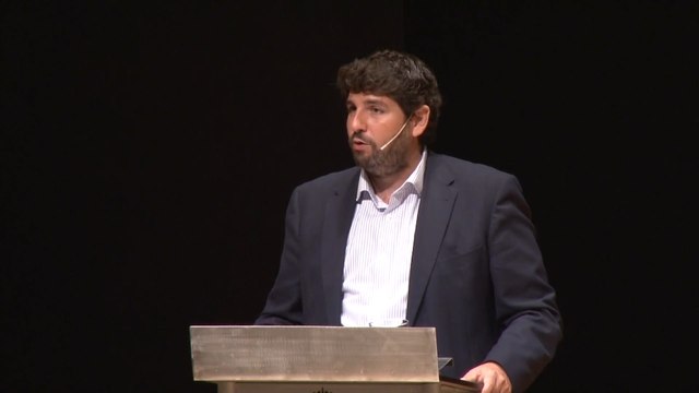 López Miras ve imposible modernizar trenes sin catenarias