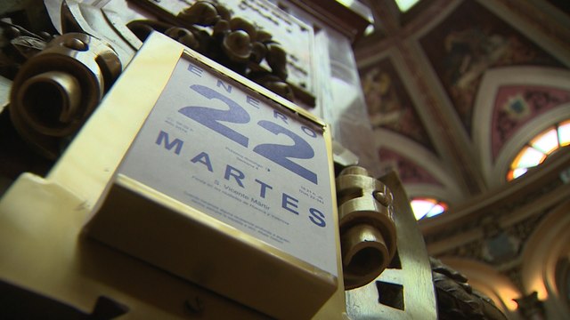 El Ibex 35 cede un 0,32% a media sesión, pero aguanta los 9.000 puntos