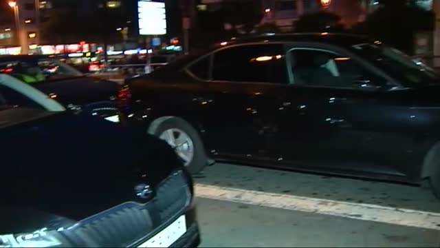 Los conductores VTC cortan La Diagonal para reivindicar su presencia en la reunión con la Generalitat