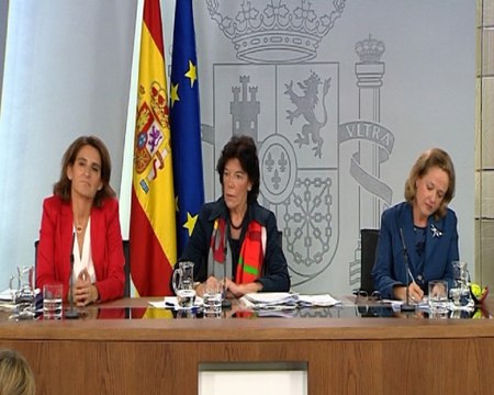 El Gobierno avisa de consecuencias si el Parlament va contra la Constitución