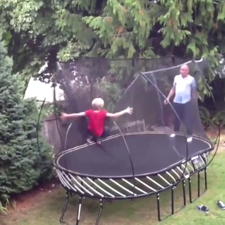 Funny Trampoline Moments! Funny Trampoline Fails