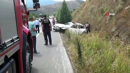 Aşırı sürat kaza getirdi: 1 ölü, 5 yaralı