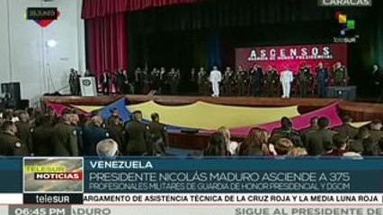 Presidente Nicolás Maduro asciende a 375 profesionales militares