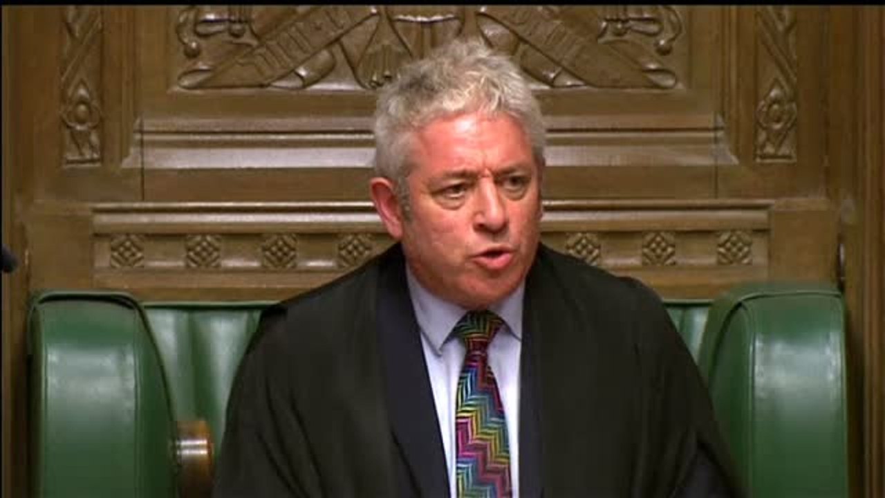 El Parlamento Británico rechaza con  contundencia el Brexit de Theresa May