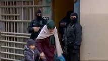Detenidas 17 personas en dos operaciones antiyihadistas en Barcelona y Málaga