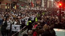 Miles de personas piden en las calles de Bilbao cambios en la política penitenciaria