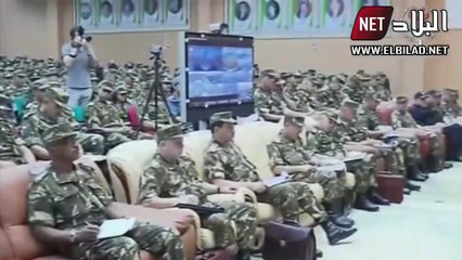 Drapeau amazigh : le jeu dangereux de Gaïd Salah