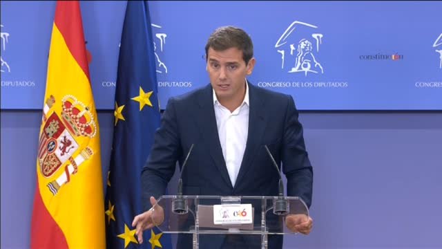 Rivera pide a Moncloa mandar el requirimiento a Torra para activar el 155