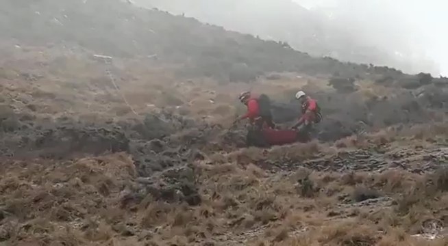Ertzaintza traslada víctimas mortales del accidente aéreo