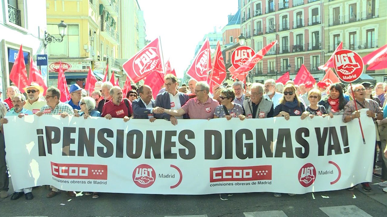Cientos de pensionistas reclaman por toda España "pensiones dignas"