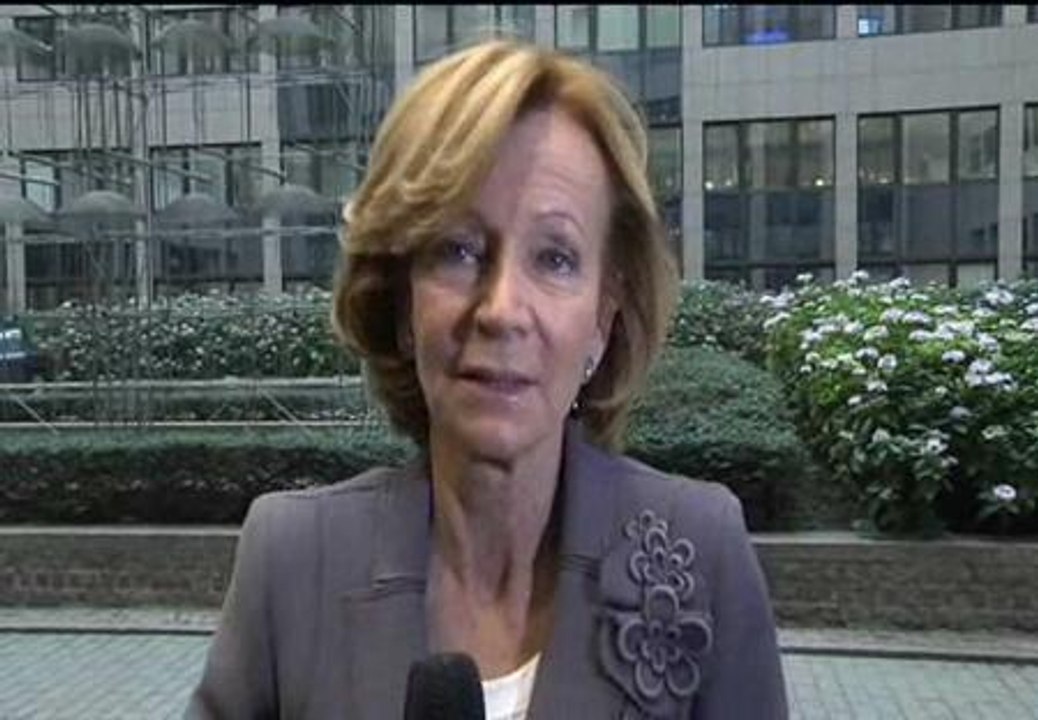 Salgado dice que si la UE multa a España "no será por el nivel de paro, sino por no hacer caso de manera repetida a las recomendaciones de cambios en el mercado