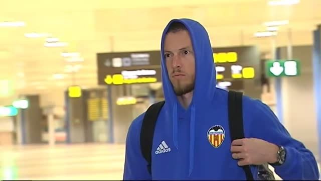 El Valencia vuelve a casa tras la derrota frente al Sporting