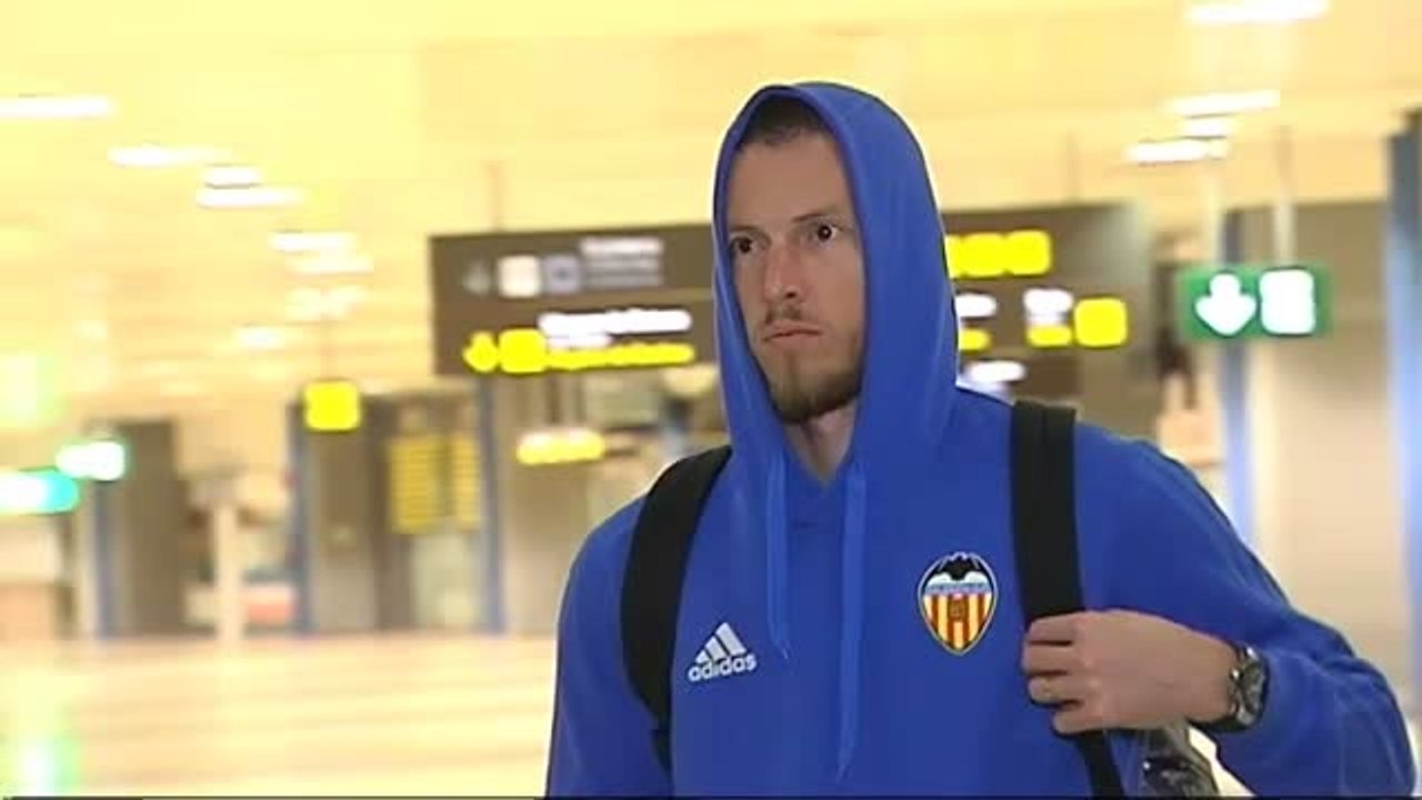El Valencia vuelve a casa tras la derrota frente al Sporting