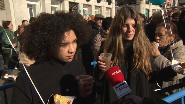Madrileños disfrutan del roscón solidario de Aldeas Infantiles