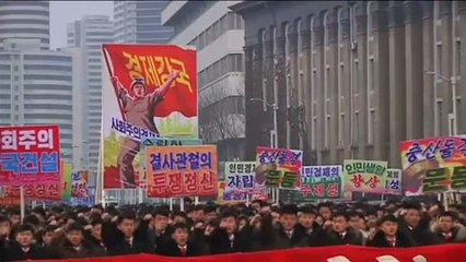 Primer gran desfile norcoreano del año en Pyongyang