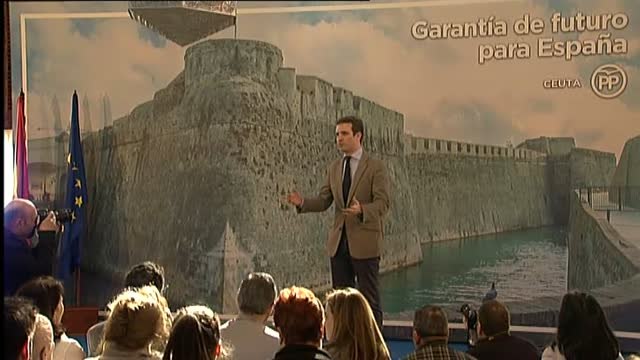 Casado pide no poner cordones sanitarios a VOX