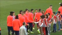 El Atlético realiza su primer entrenamiento del año a puertas abiertas