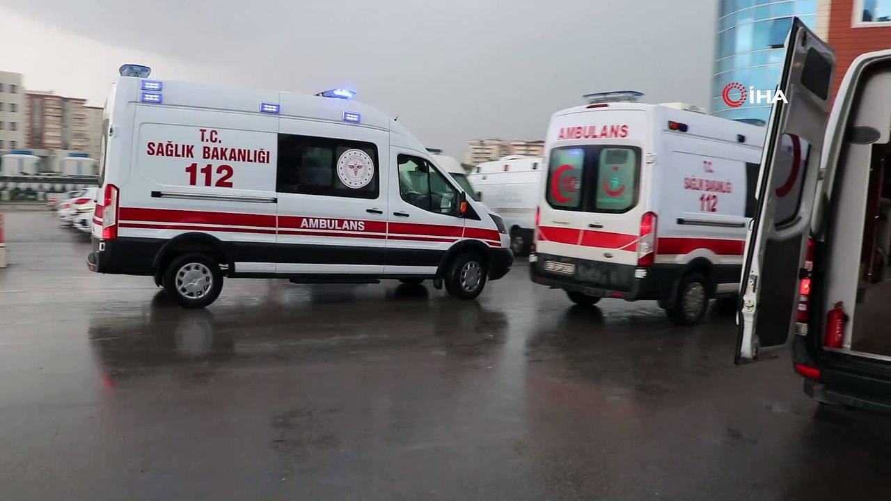 Balkondan düşen bebek korkuttu