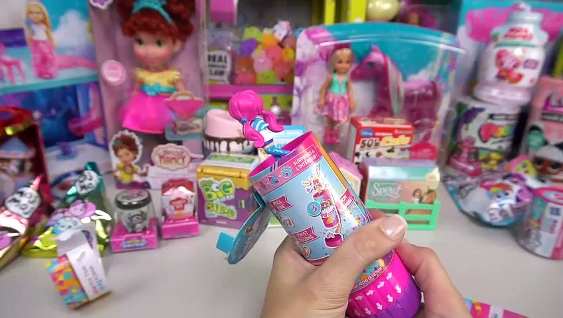 Abriendo Nuevos Juguetes Maquina la Garra, Slime, LOL Hair Goals -  Maquillaje Barbie Dreamtopia - Vidéo Dailymotion