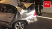 Aparatoso accidente entre un camión y tres vehículos en Alcalá de Henares