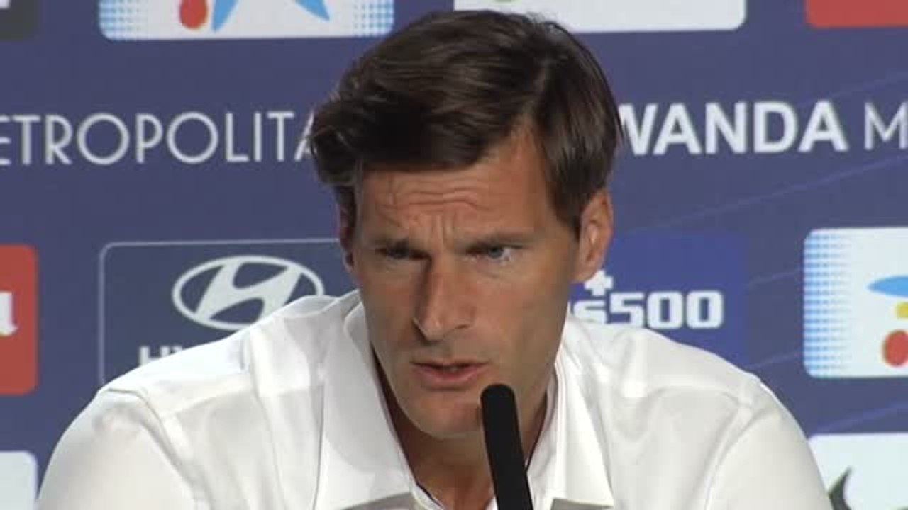 Simeone confía en que Giménez llegue al choque ante el Real Madrid: "Conociéndole estará listo para el derbi"