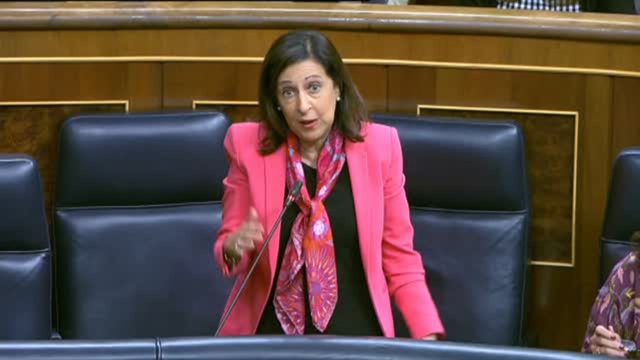 La ministra de Defensa lamenta haberse encontrado con "acuerdos secretos para apoyar guerras en algunos países"