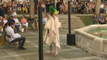 Desfile solidario organizado por la APRAMP